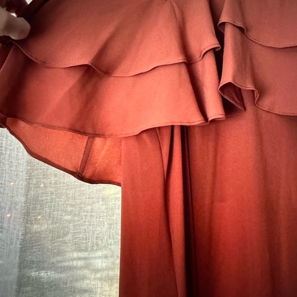 BCBG lightweight flowy Chelsey dress - Picture 3 of 4